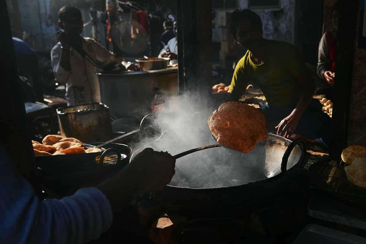 Một buổi sáng tại Puris, Delhi, Ấn Độ